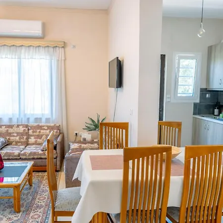 Apartament Filoxenia House At Anemochori Village Pírgos