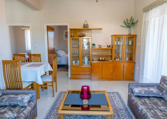 Filoxenia House At Anemochori Village